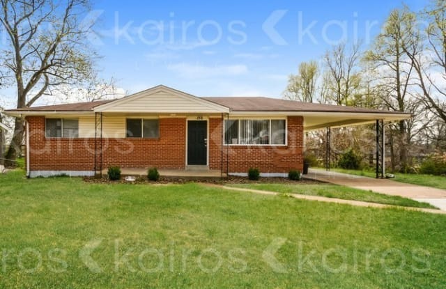 150 Sackett Drive - 150 Sackett Drive, Florissant, MO 63033