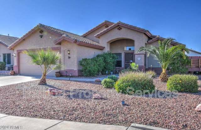 537 E Appaloosa Rd