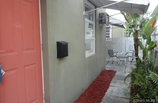 1645 Jackson St - 1645 Jackson Street, Hollywood, FL 33020