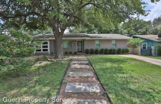 900 West 9th Street - 900 West 9th Street, Georgetown, TX 78626