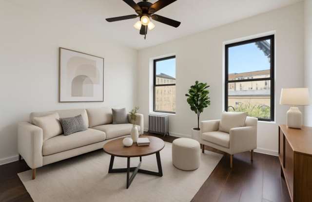 Photo of 3415 Broadway