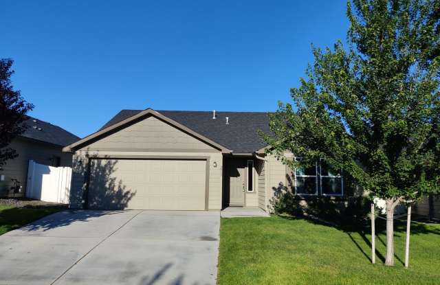 South Richland Rambler near Amon Creek Elementary - 2933 Bellerive Drive, Richland, WA 99352