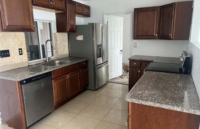 Photo of 6670 NW 27th St