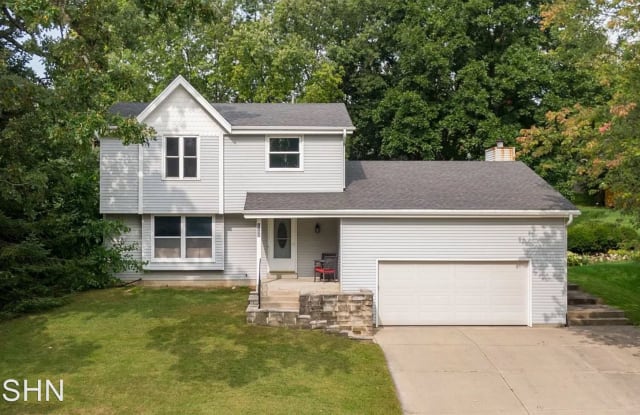 2142 Kensington Dr - 2142 Kensington Drive, Waukesha, WI 53188