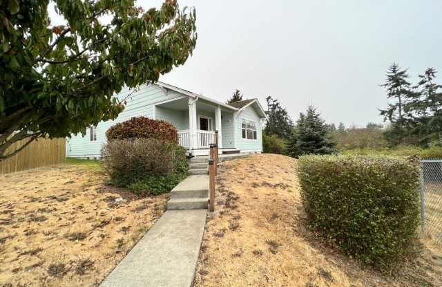 998 SW Upland CT