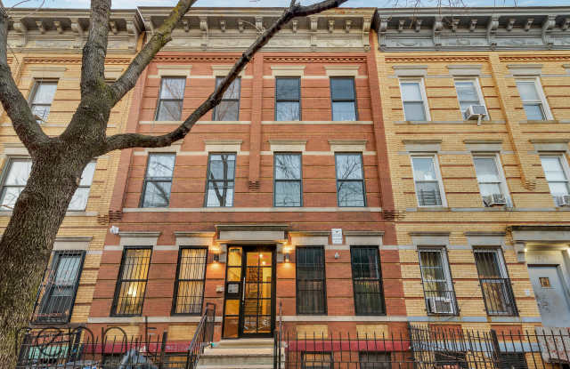 Photo of 16-75 Palmetto St