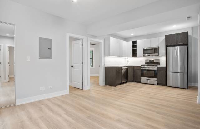 1558 W Juneway Terrace