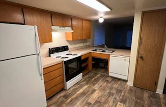 Convenient Location just east of Fircrest