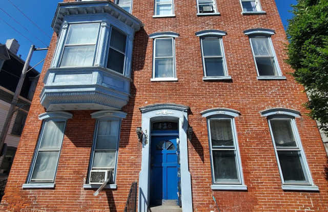 126 S QUEEN Street