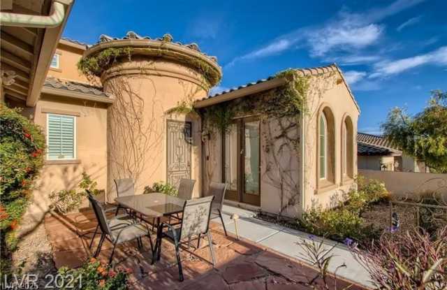 12266 Bluebird Canyon Place