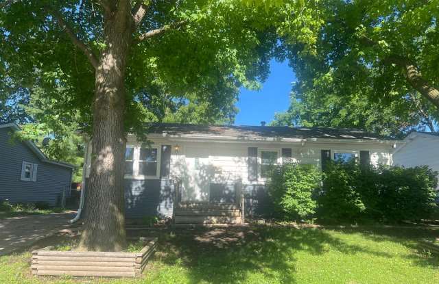 COMING SOON! 3 BEDROOM HOME!!