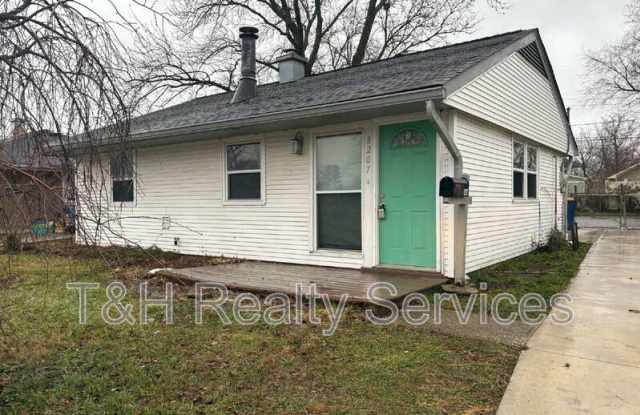 Photo of 8207 East 50th Street