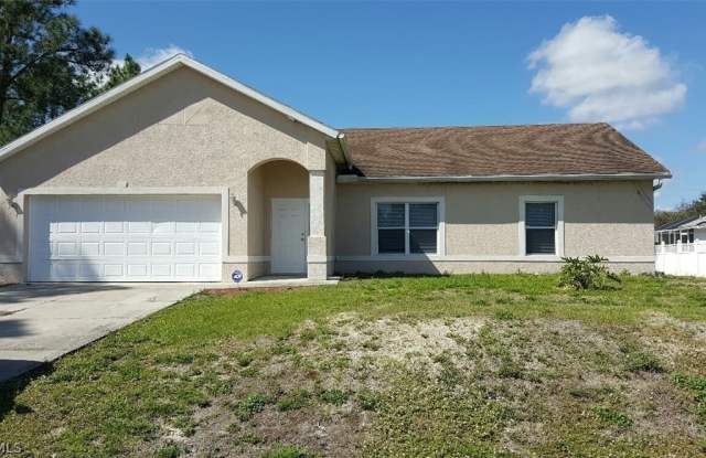 605 Richmond Avenue N - 605 Richmond Avenue North, Lehigh Acres, FL 33972