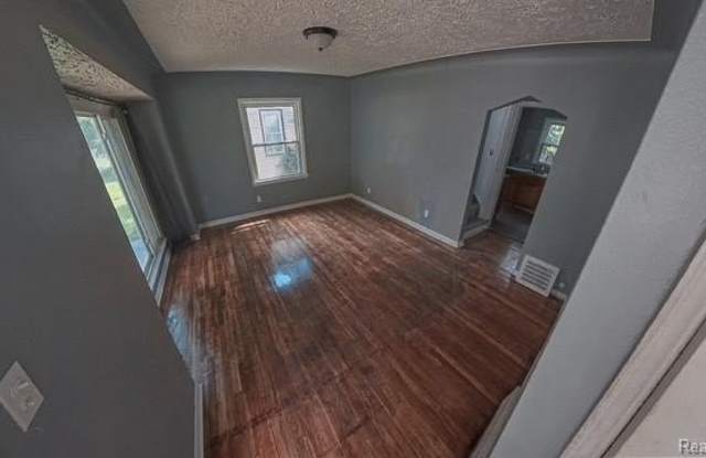 18411 Grandville Avenue