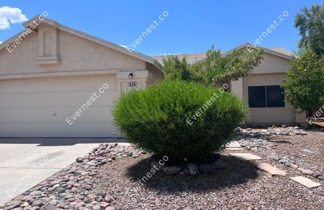 8903 N Soft Winds Drive