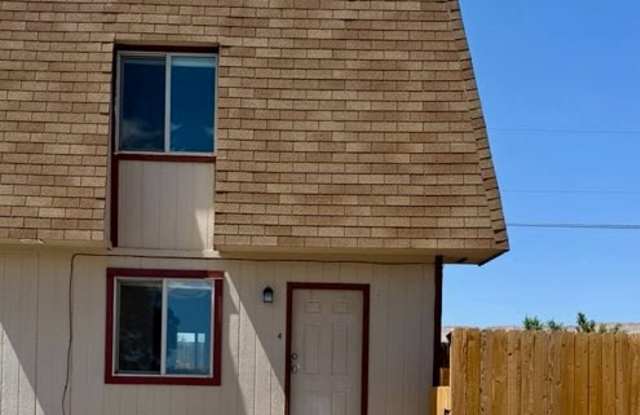 3296 1/2 Lombardy Lane - 4