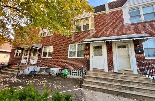 Gorgeous 3-Bedroom Townhome in Ambler! Available NOW! Last Month’s Rent WAIVED up front for qualified applicants!