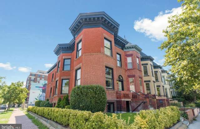 2035 13TH Street NW unit: 1