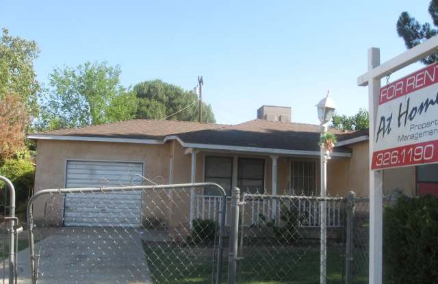 Cute  Cozy 2 Bedroom, 1 Bath House