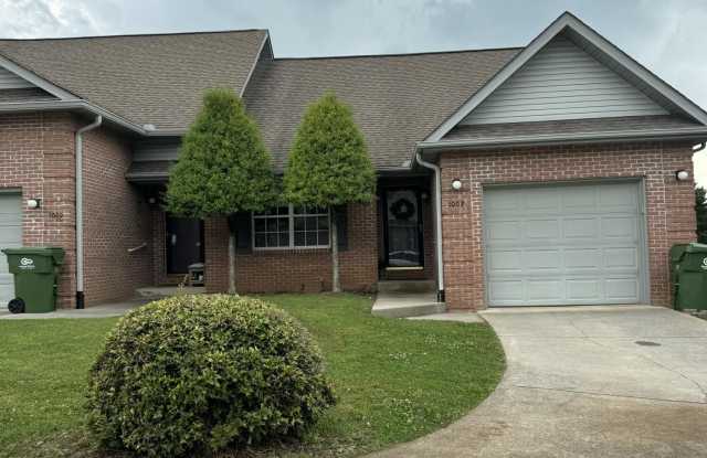 Photo of 1007 Huntington Pl Drive