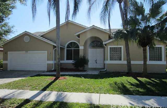 10240 SW 15th St - 10240 Southwest 15th Street, Pembroke Pines, FL 33025