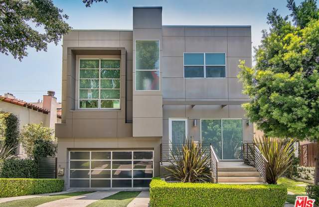 716 WESTBOURNE DR