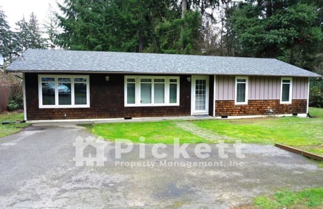 5208 NE Pine Rd - 5208 Pine Road, Bremerton, WA 98310