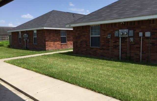 1815 W Portales Drive