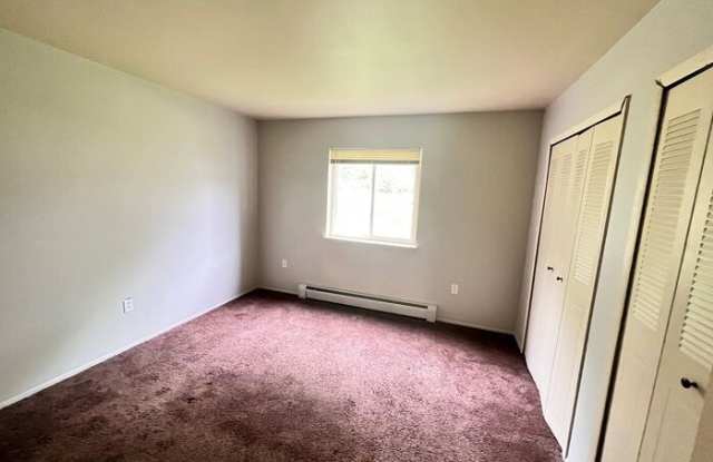 11476 Warren Boulevard