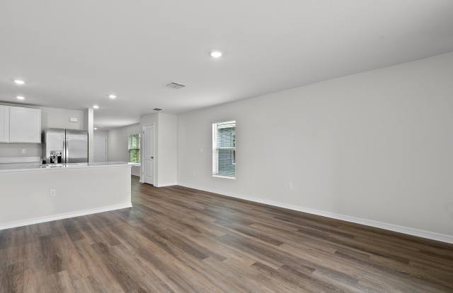 17394 Whiskey Crk Trl