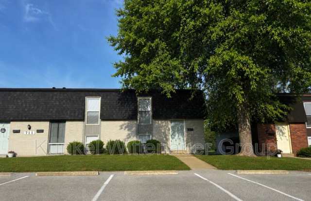 711 White Oak Dr