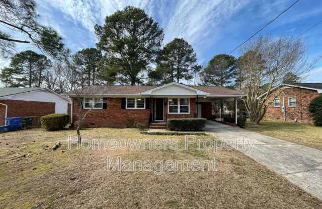 718 Dwain Dr