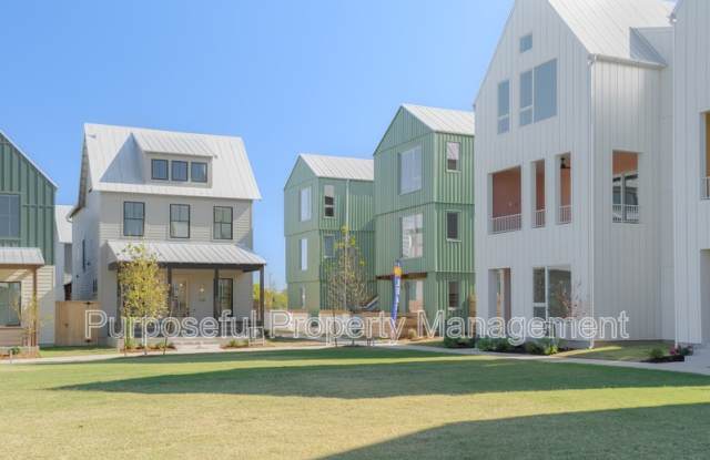 934 Hangar Drive - 7