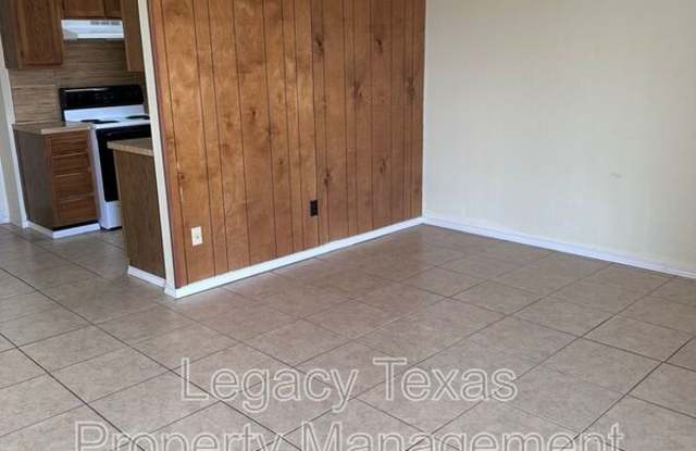 Photo of 1412 C COURTNEY PL