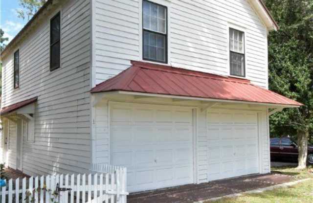 302 Jefferson Street unit: 2