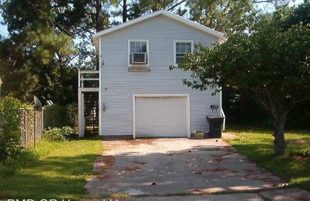 603 Massachusetts Ave. - 603 Massachusetts Avenue, Elizabeth City, NC 27909