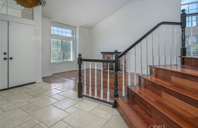 5505 FEATHER GRASS Lane