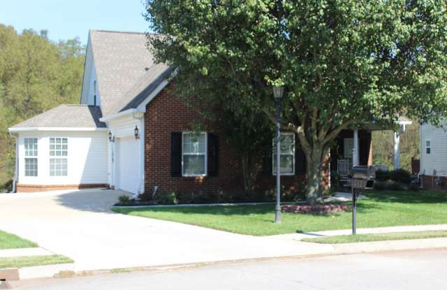 Photo of Amazing 3 bd/2.5bth in Farragut!!