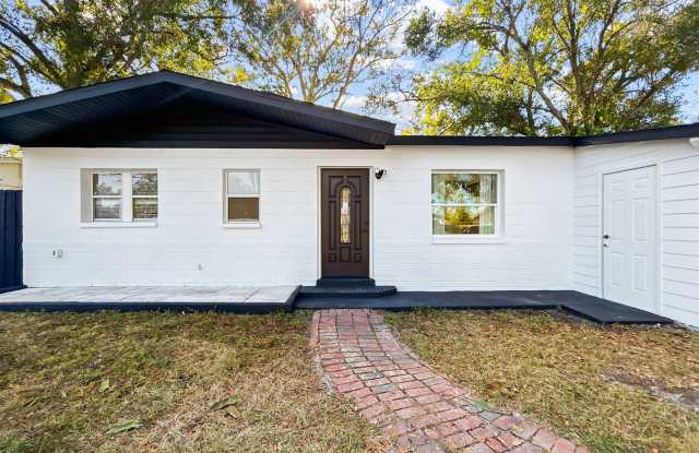 Photo of 3684 14th Ave SE