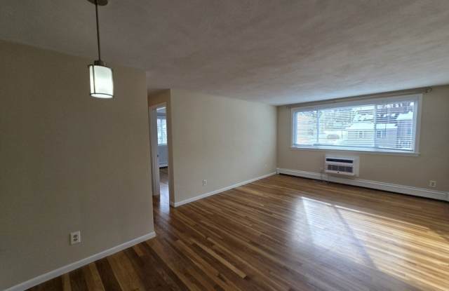 194 Lincoln St unit: 4