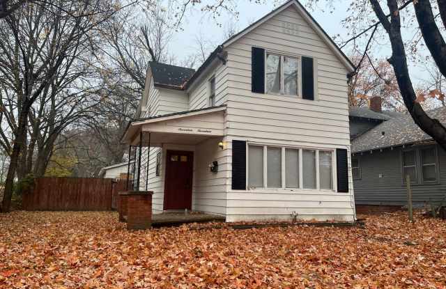 Photo of 1717 SW Lane