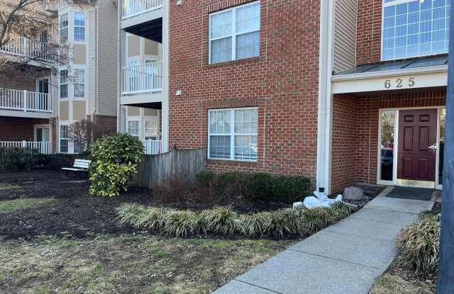 625 ADMIRAL Drive unit: 205