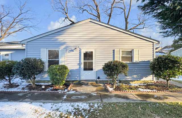1341 B Hullview AveUnit B