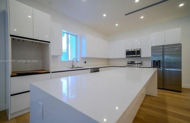 112 NW 24th Court, Miami, FL 33125