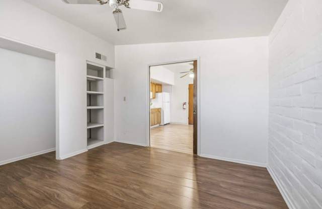 4315 N Flowing Wells Rd