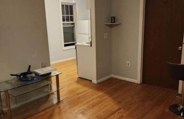 96 Gano St