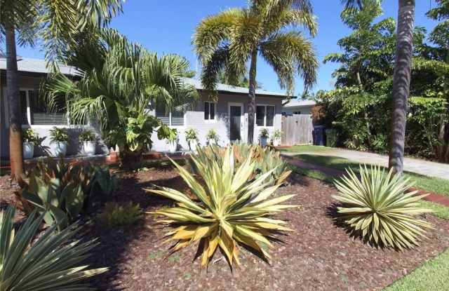 1739 NE 26th Dr - 1739 Northeast 26th Drive, Wilton Manors, FL 33306