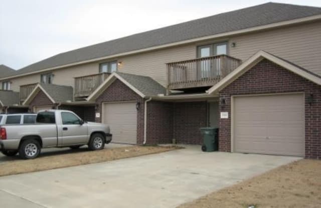 2183  W Skyler  DR - 2183 Skyler Drive, Fayetteville, AR 72703