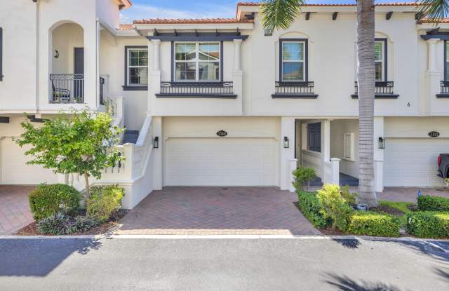 3146 Waterside Circle Circle