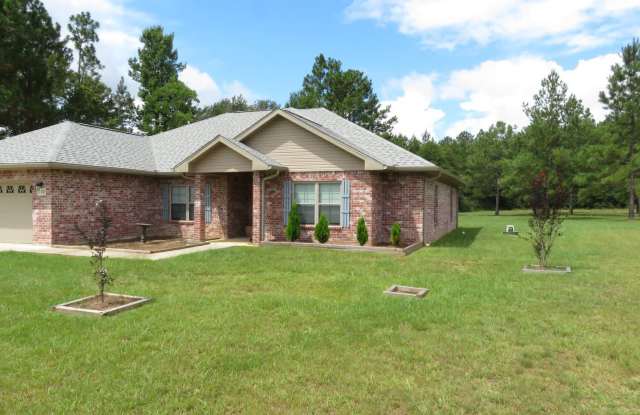 222 Aidan Street - 222 Aidan Road, Vernon County, LA 71446